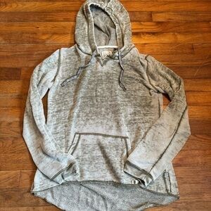 Women’s billabong hoodie